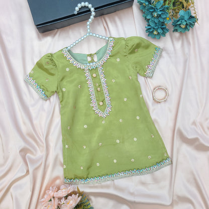 The Sultana Olive Heritage Silk Suite with Matching Potli Bag Code-BG-1639