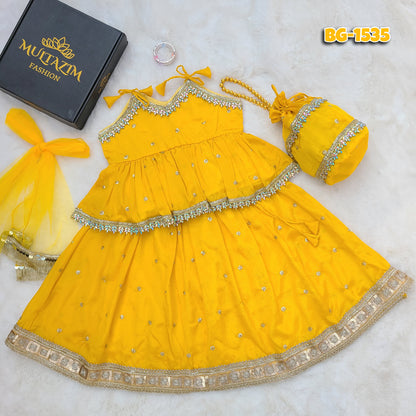 Basanti Bahar– Fagun Special Lehenga set with Matching Potli Bag Code-BG-1535