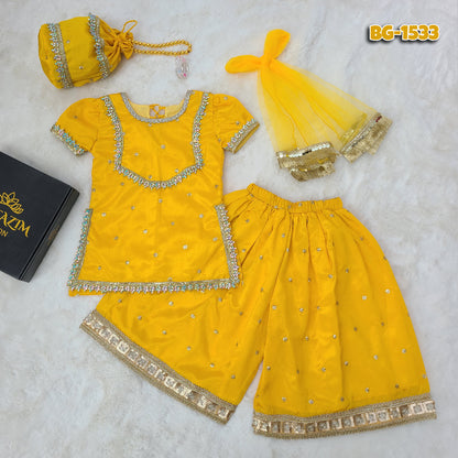Basanti Pari – Fagun Special Dress with Matching Potli Bag Code-BG-1533