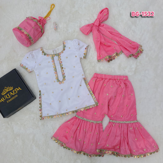 Meher-e-Gulabi Gharara Set with Matching Potli Bag Code-BG-1532